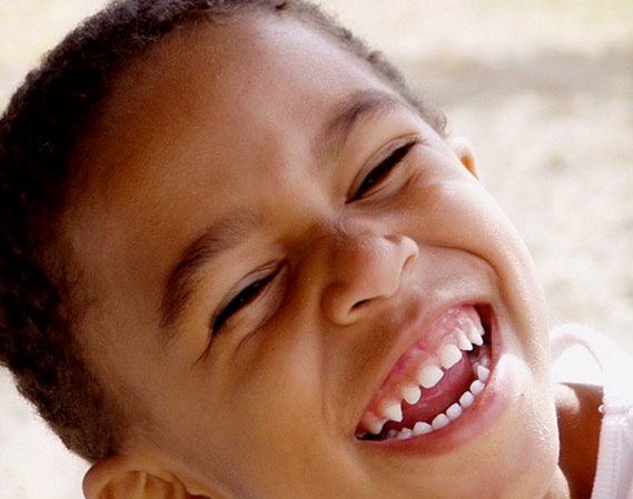 子供の笑顔が多い少ない理由 リンクする親・保育士の表情 自分らしさで子供の笑顔を増やす