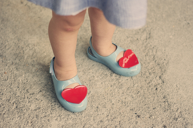 夏の子供の靴orサンダルはこれがおすすめ 安全かつ涼しく